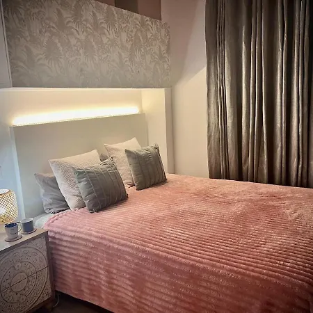 Petite Centro Apartment